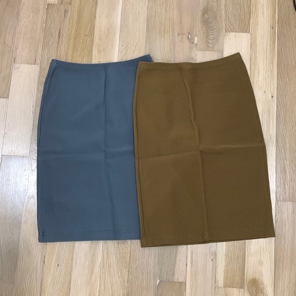 American Apparel, 2 skirts, size X-small